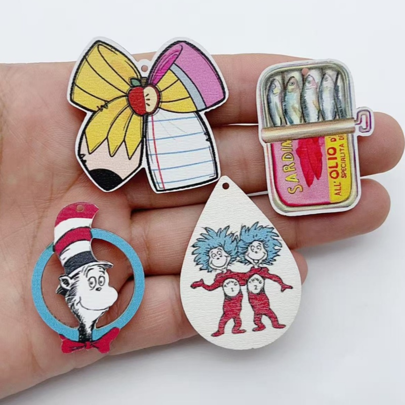 Stationery - จี้ไม้พิมพ์ลายการ์ตูนน่ารัก 10 ชิ้น ของตกแต่งเครื่องเขียนรูปปลา ดีไซน์ DIY
